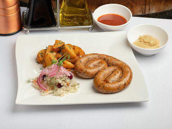 Ресторан Метрополь - Куриная колбаска с кассуле из фасоли