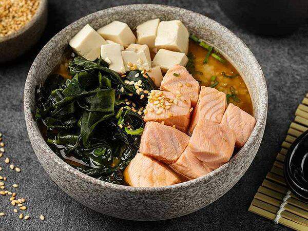 Mr Tigay - Суп Кимчи с лососем