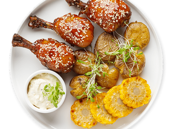 Пить кофе Кино - Куриная голень с молодым картофелем и кукурузой