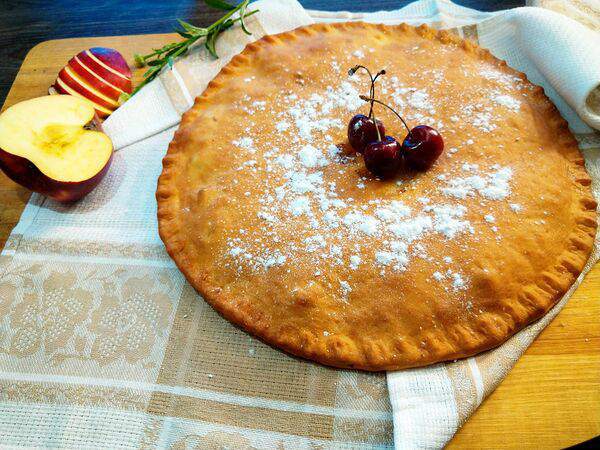 Домашняя пекарня - Осетинский пирог с яблоком и вишней