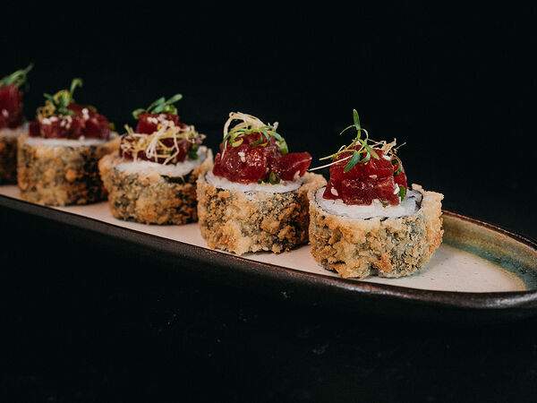 Ryba international - Горячий ролл с тунцом и камчатским крабом