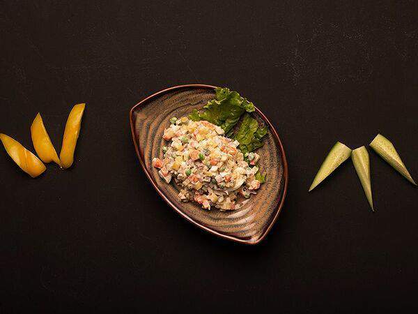 Steklo Grill & Bar - Салат Царское Оливье