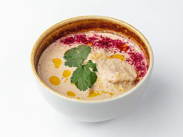 Персонажи - Сациви из курицы