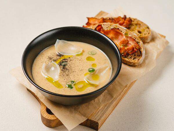 Trattoria 23 - Картофельный крем-суп с чиабаттой и беконом