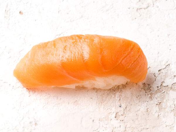 Chalet River Club - Суши Лосось