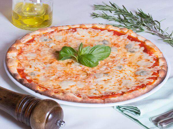 Dolce Vita - Пицца Четыре сыра