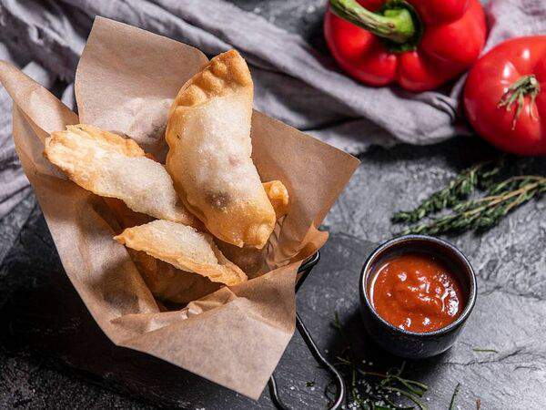 Baranka cafe & bar - Мини-чебуреки из телятины