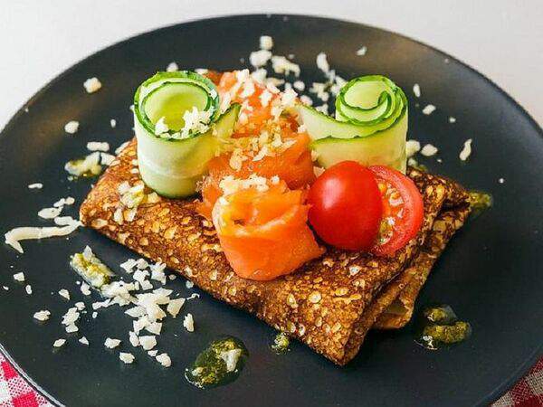 BB Cafe - Блинчик с лососем