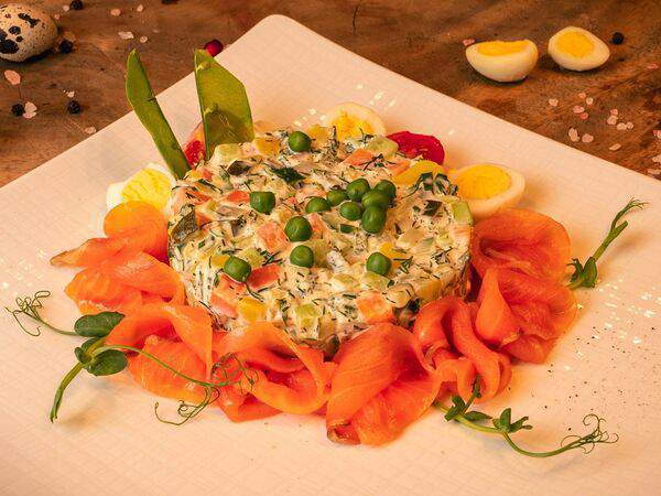 Долина солнца - Салат Оливье c сёмгой