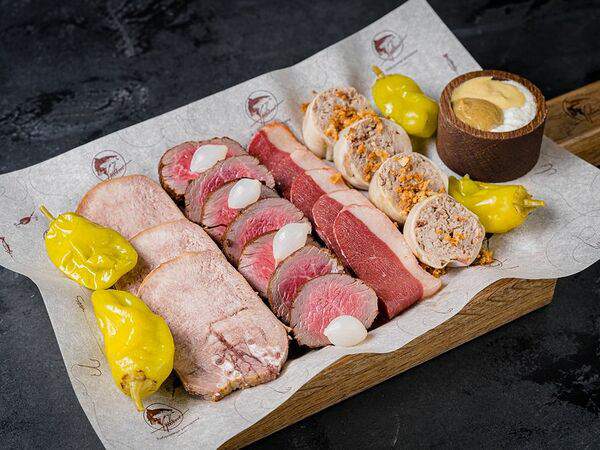 Fish Point - Ассорти из разных видов мяса