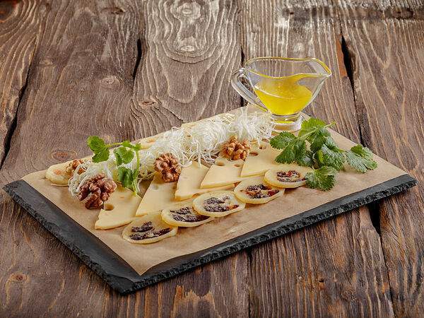 У Ханумы - Сырное ассорти