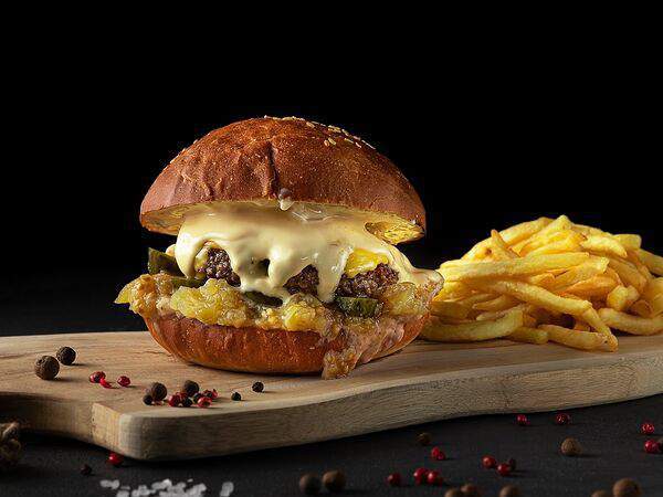 Yeye Burger & Doner - Бургер с баклажанами