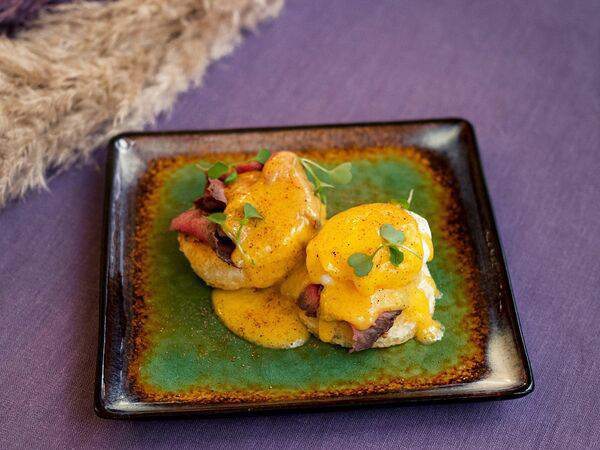 Terrace - Бриошь-тост с ростбифом