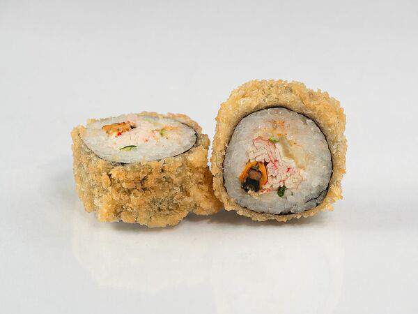 Royalrolls - Жареный ролл с мидиями и крабом