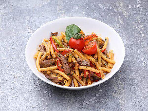 Максимилианс - Шпецле с говядиной