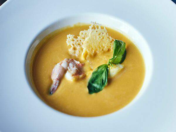 Фитнес-кафе от X-Fit - Крем-суп из тыквы с креветкой