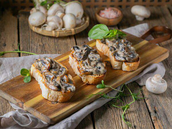 La Casa - Брускетта с шампиньонами
