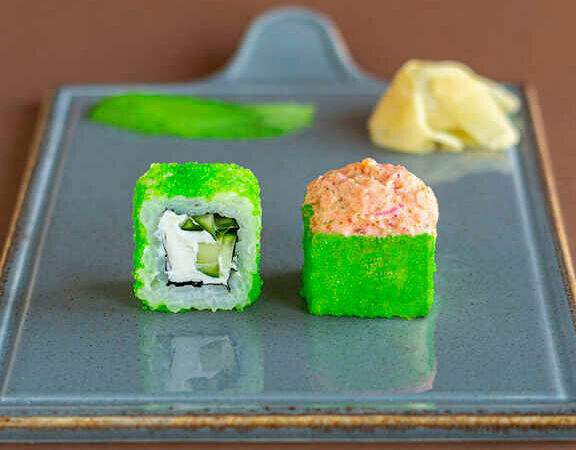 Вкусно House - Ролл запеченный Лосось Яки