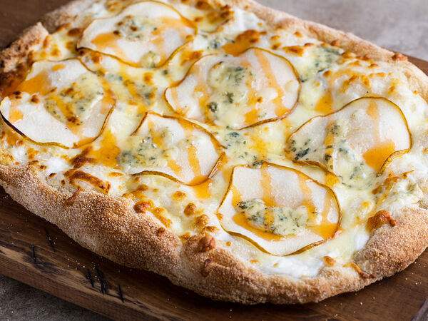Ezzy Pizza - Пицца с грушей и горгонзолой