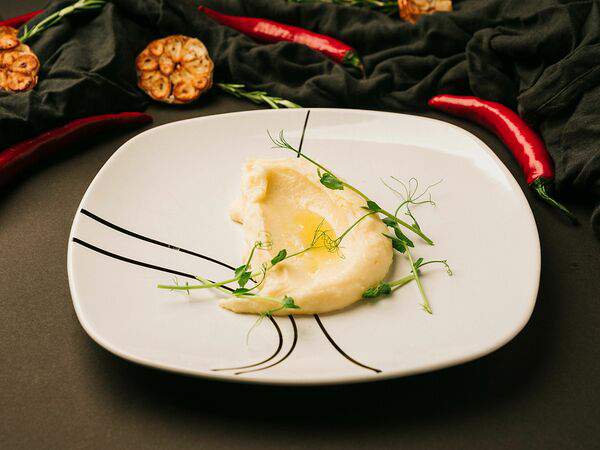 Вмясо - Картофельное пюре с трюфельным соусом