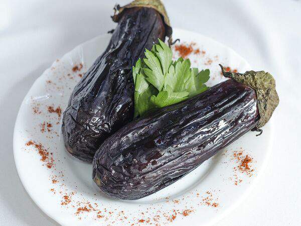 Дубай - Баклажан, запечённый на мангале