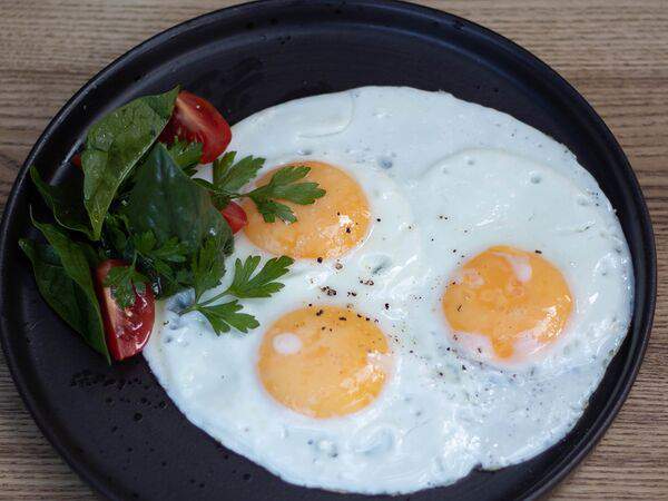 Garderob - Яичница из трёх яиц