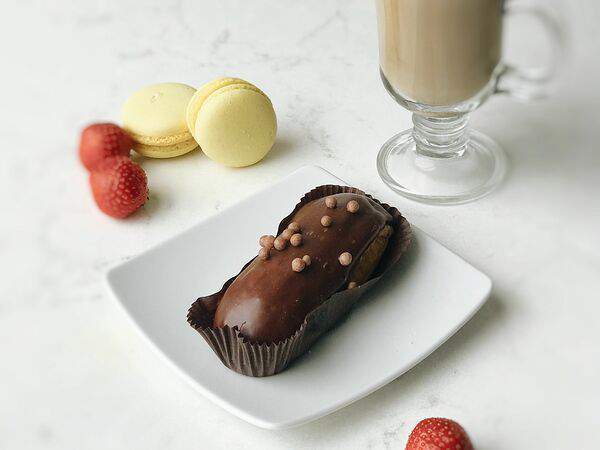 Булочная кондитерская - Эклер Шоколадный