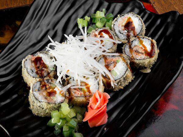 Рамен с уткой - Жареный ролл с угрем