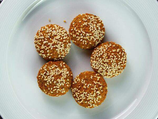 Околица - Жареный фалафель