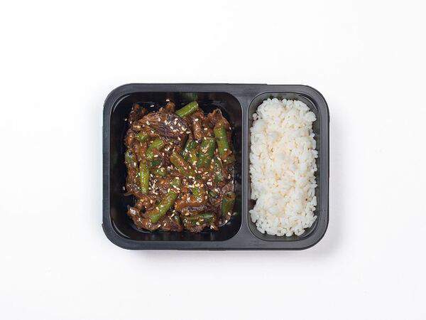 Пассаж гастроном - Говядина в красном соусе карри с рисом