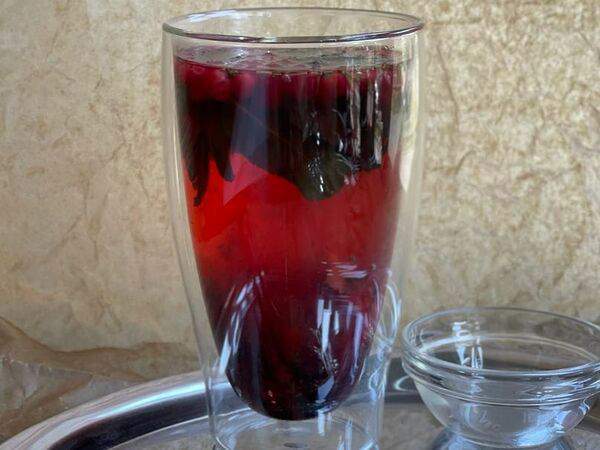 Coffeeshop company - Брусничный морс с чабрецом