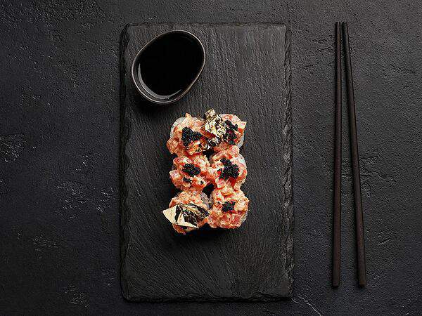 Ресторан честных цен - Тартар-ролл с тунцом и золотом