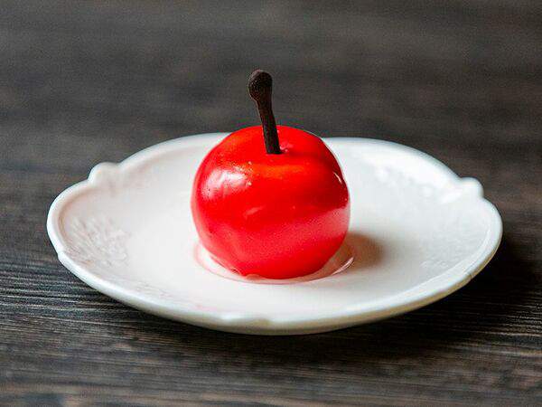 В шоколаде - Пирожное Сочная вишня