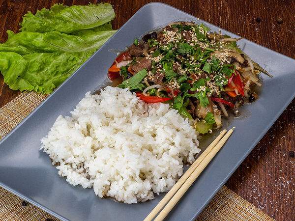 Viet Nam - Вок из риса с говядиной