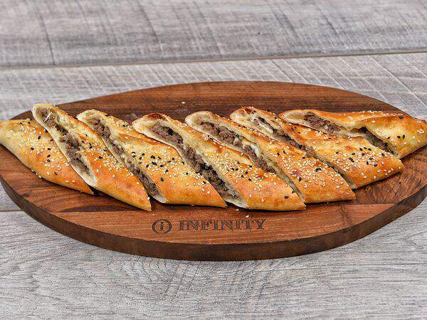 Infinity - Пиде с мясом и сыром