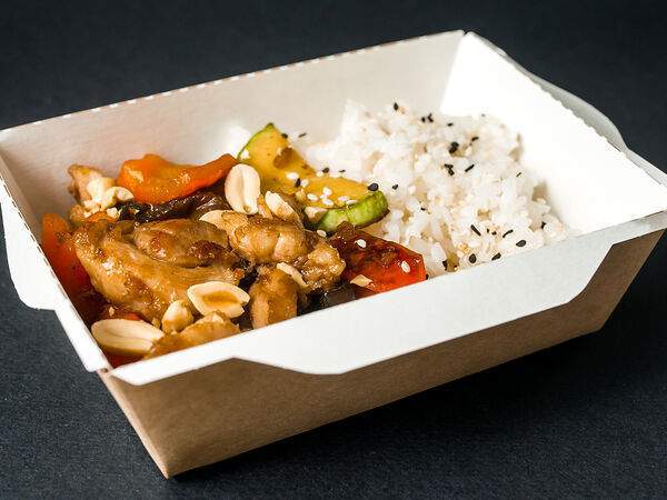 Street Market Food&Coffee - Курица в соусе терьяки со сладким перцем и лимонным рисом