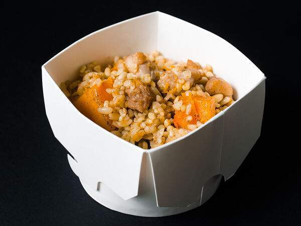 Street Market Food&Coffee - Пряный булгур с цыпленком, тыквой и корицей