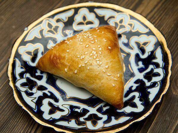 Чайхана айвай - Самса слоеная с курицей