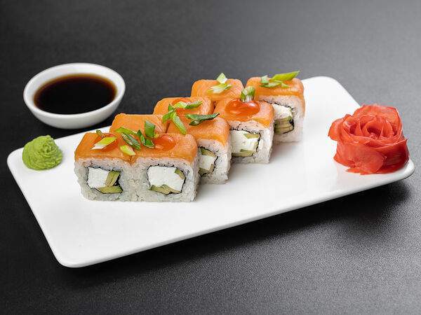 Якинори - Ролл с лососем и чили