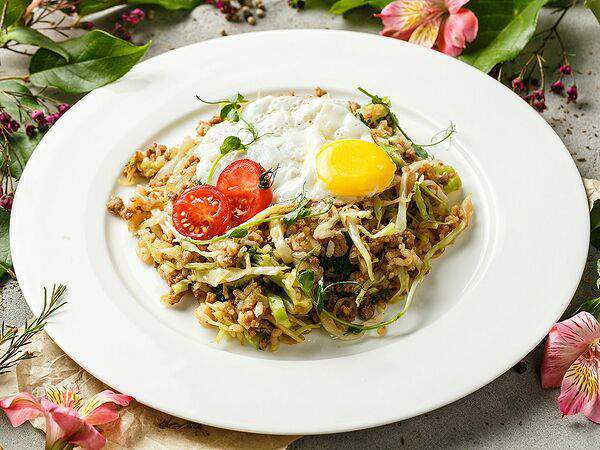 Вэлфед - Индонезийский фарш с рисом, брокколи и яйцом