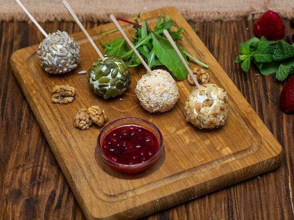 Горница - Сырные колобки