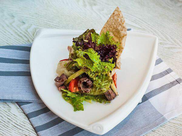 Aura Verdant Restaurant - Вителло