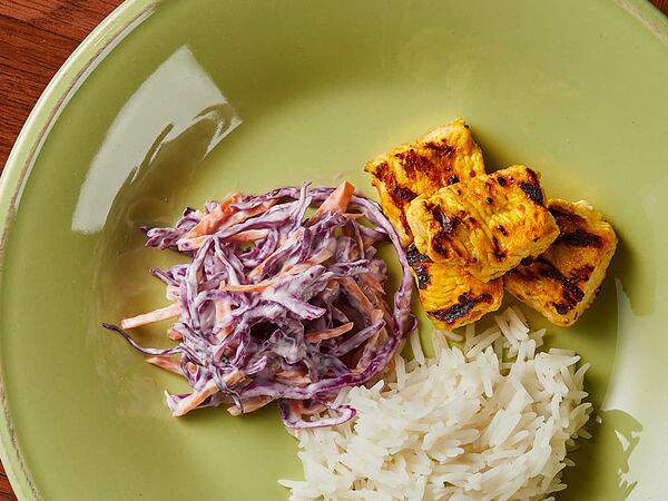 Сыроварня - Индейка с рисом и салатом Коул слоу