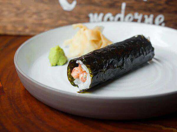 Rusalka - Hand-ролл с лососем