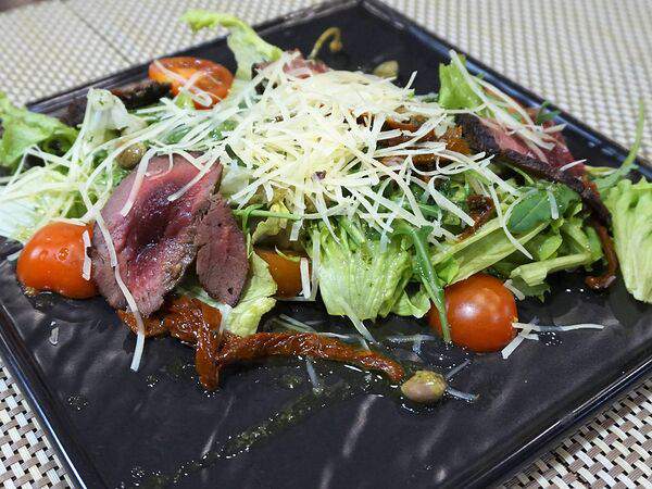 Семейное - Салат с ростбифом