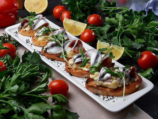 Фрау Мюллер - Мойва на тостах