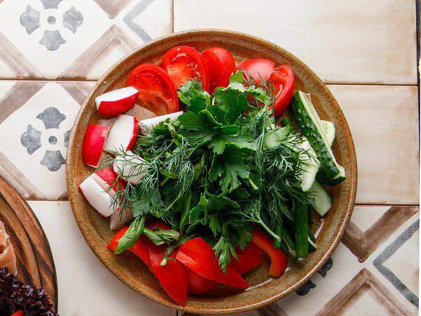 Хачо и Пури - Свежие овощи и зелень