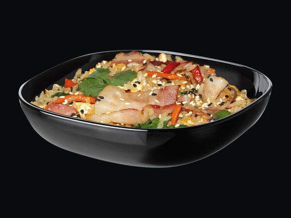 Кико - Рис с беконом и яйцом