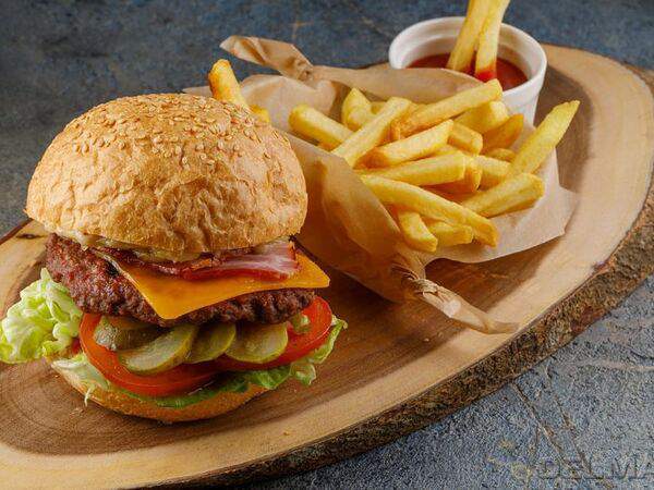Кофейня №1 - Шефбургер с говяжьей котлетой