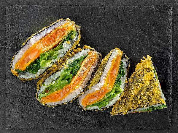 Okisushi - Сэндвич темпура с лососем